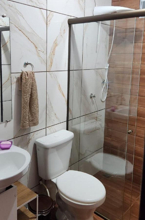 300M-Da Av Das Cataratas- Ar Condicionado - Estacionamento Privado Фос-ду-Игуасу Экстерьер фото